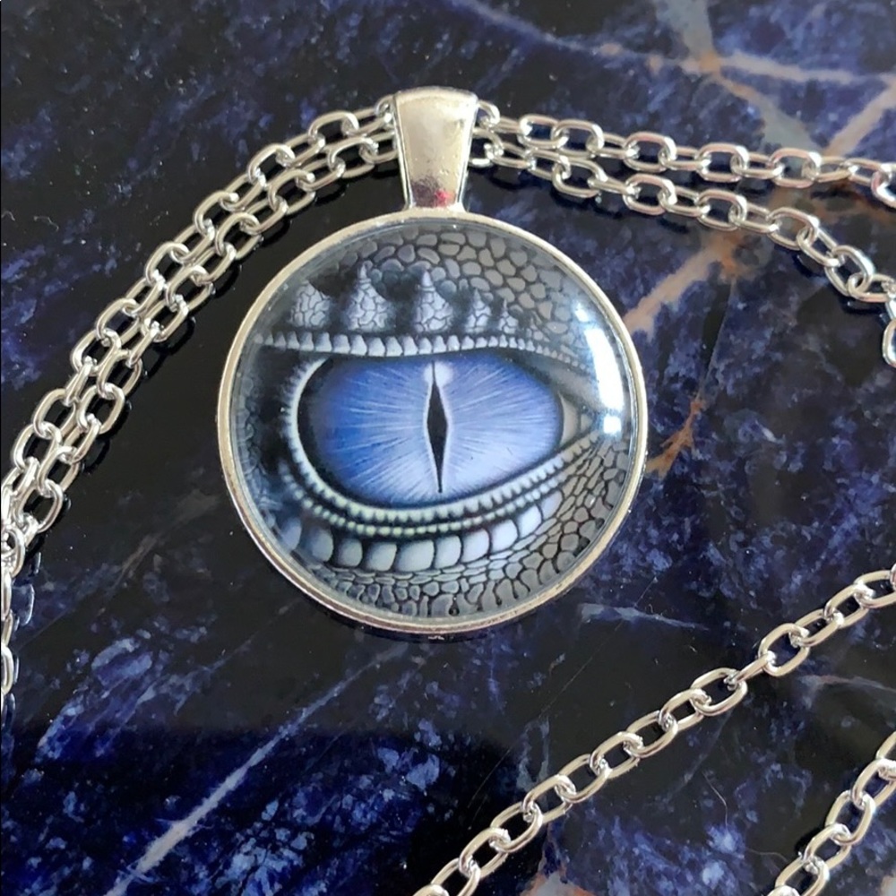 SALE!!! Dragon eye necklace NWOT